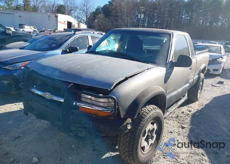 1998 Chevrolet S-10 Ls z USA, uszkodzony, nr VIN 1GCCT19W5W8197078